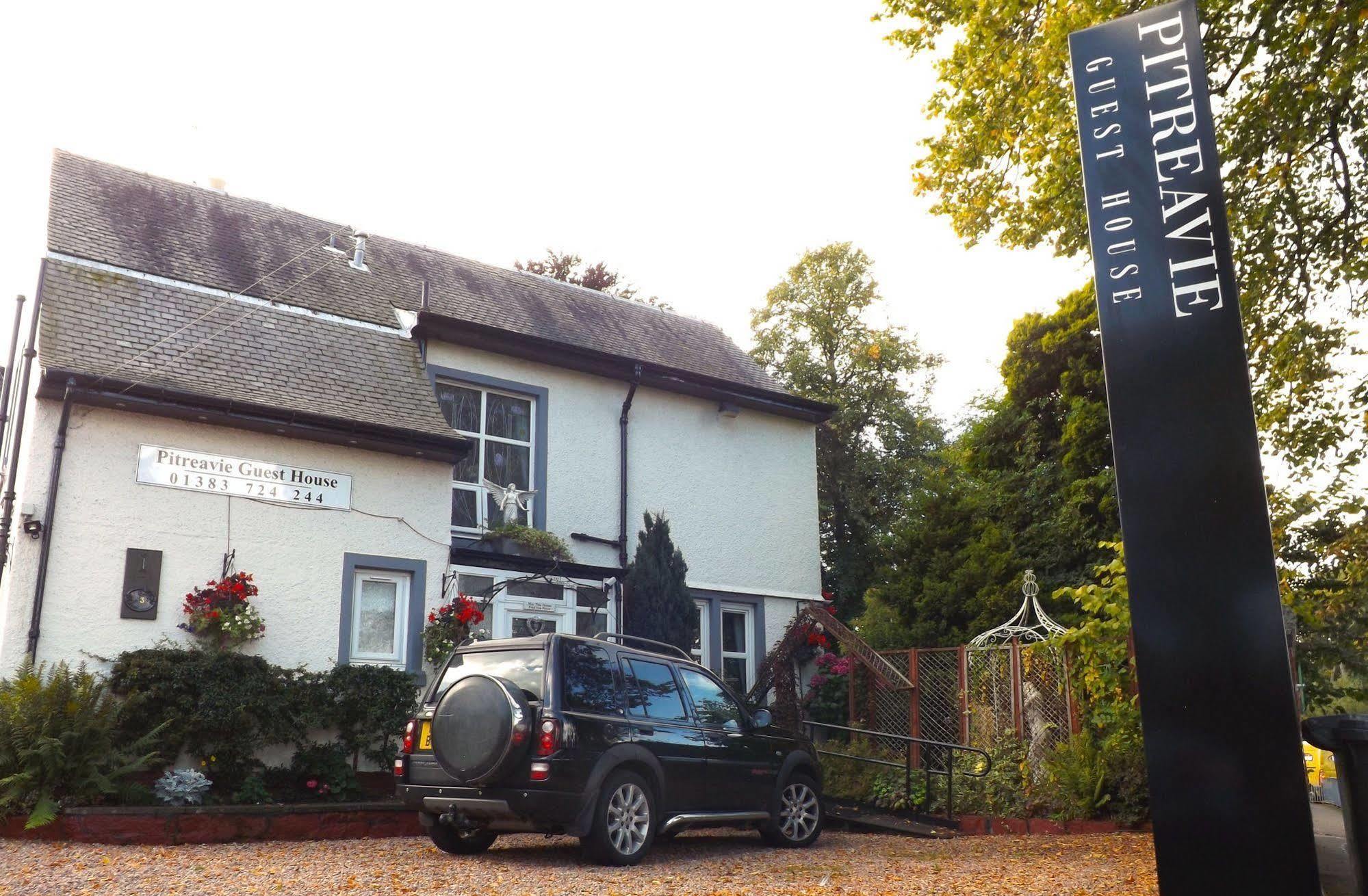 Pitreavie Guest House Dunfermline Exterior photo
